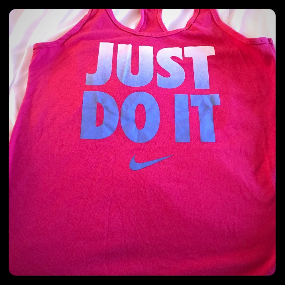 Athletic tops